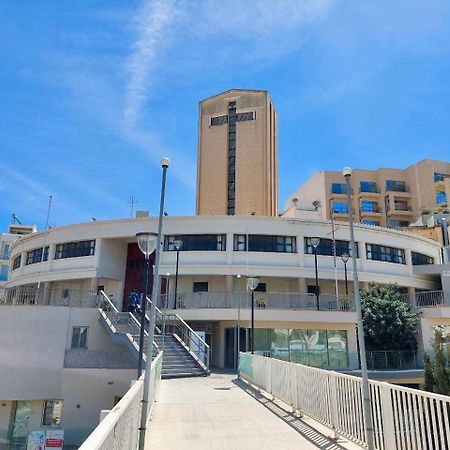 Malta Crown Guesthouse سانت جوليان المظهر الخارجي الصورة