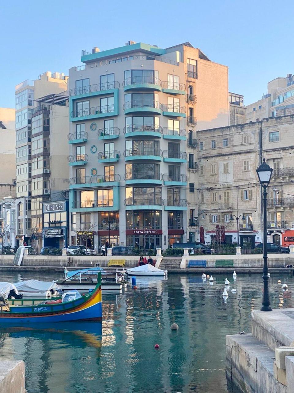 Malta Crown Guesthouse سانت جوليان المظهر الخارجي الصورة