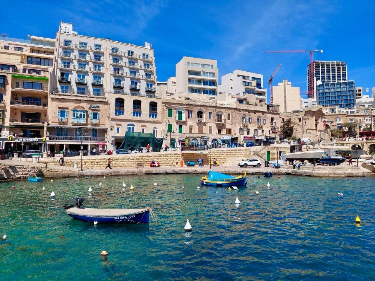 Malta Crown Guesthouse سانت جوليان المظهر الخارجي الصورة
