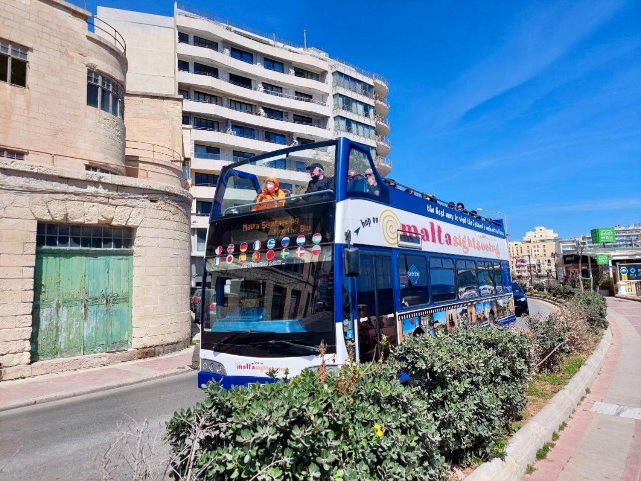 Malta Crown Guesthouse سانت جوليان المظهر الخارجي الصورة